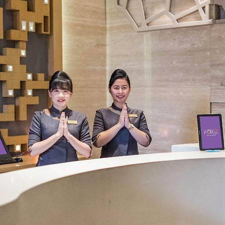 Royal Bay Hotel Makassar Eksteriør bilde